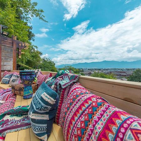 Lijiang Ancient Town Mountain View Guest House Экстерьер фото