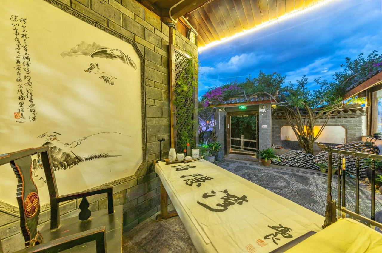 Lijiang Ancient Town Mountain View Guest House Экстерьер фото